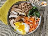 Buddha bowl végétarien au sarrasin, légumes et oeuf poché