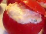 Recette Mes petites tomates farçies... mascarpone/chèvre/thon/saumon et menthe du jardin...