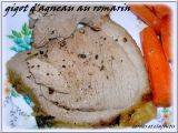 Recette Gigot d'agneau au romarin et carottes glacees au carvi